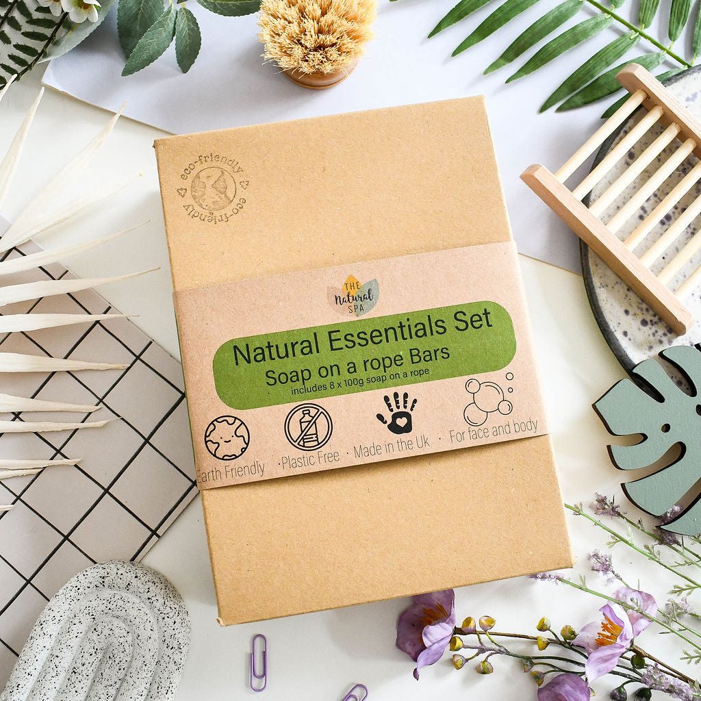 The Natural Spa Probierset "Natural Spa Essentials" Seifen 8 x 100g - Box Seifen am Strick